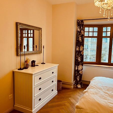 Georgian Guest Rooms Basel Exteriör bild